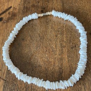 Vintage Puka Shell Choker Necklace
